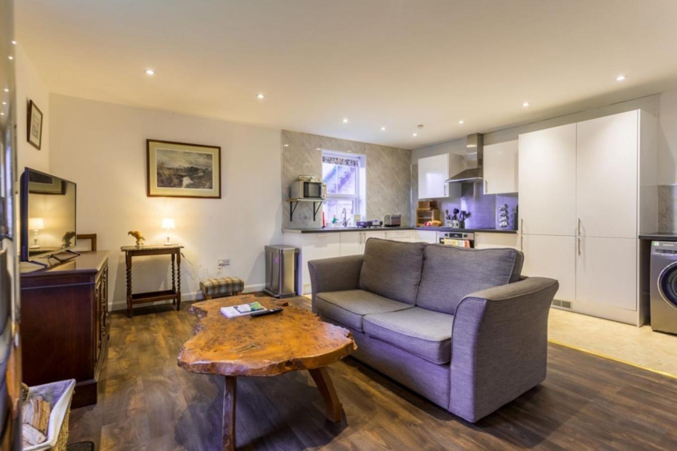 The Bungalow - Ardullie Lodge Dingwall Eksteriør billede